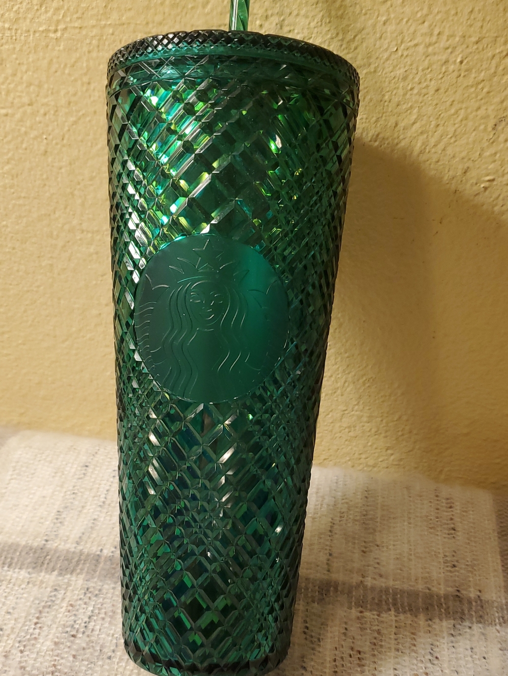 Starbucks Deep Green Diamond-Patterned Glass Tumbler